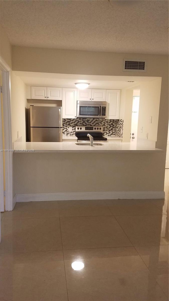 8100 Geneva Ct # 438 — Photo 3