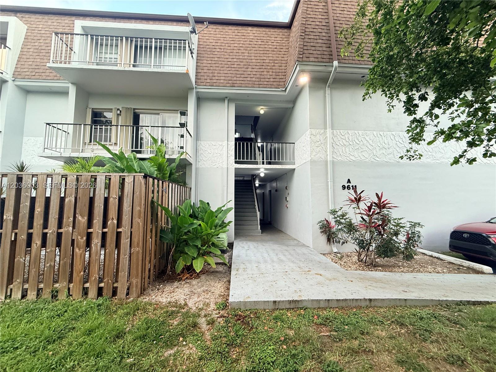 9611 SW 77th Ave # 108A, Miami FL 33156