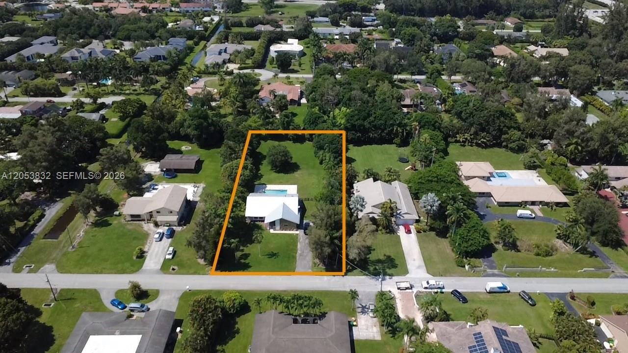 11501 SW 3rd St, Plantation FL 33325