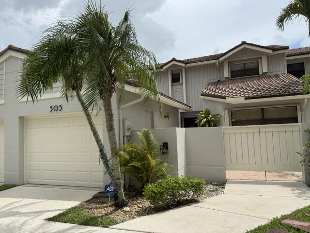 505 Prestwick Circle, Palm Beach Gardens FL 33418