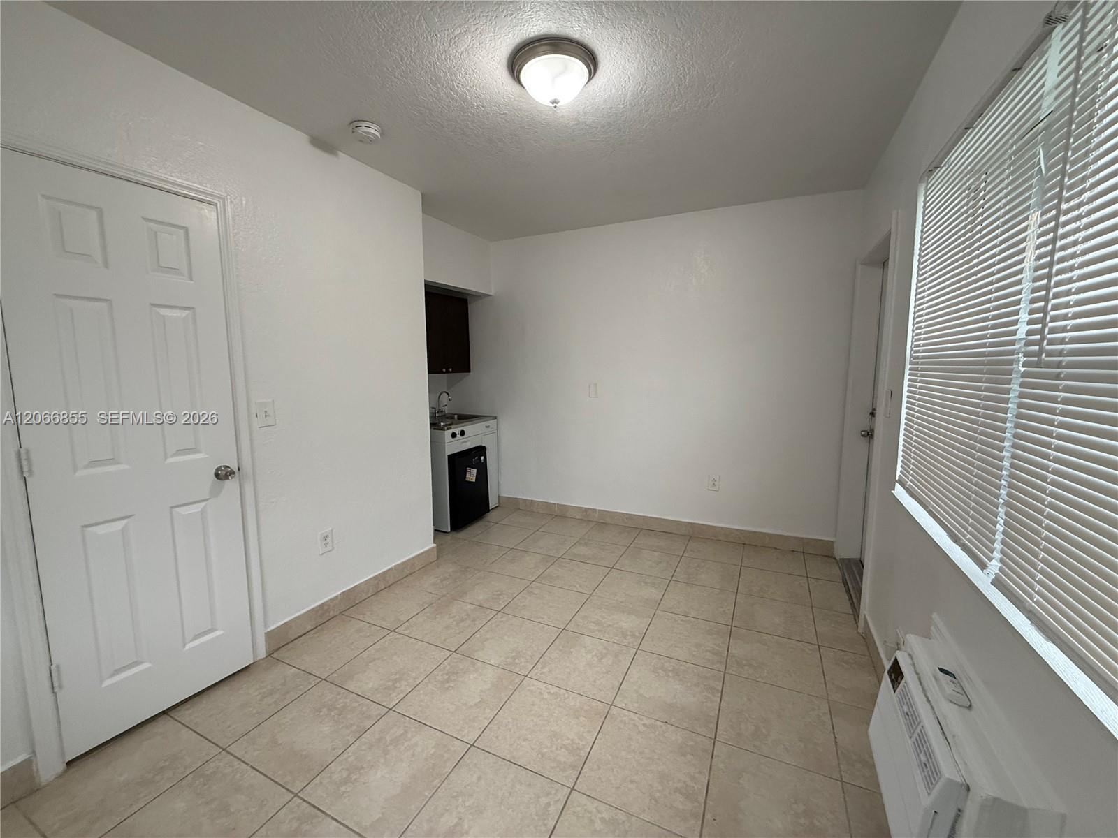 1255 SW 6th St # 1, Miami FL 33135