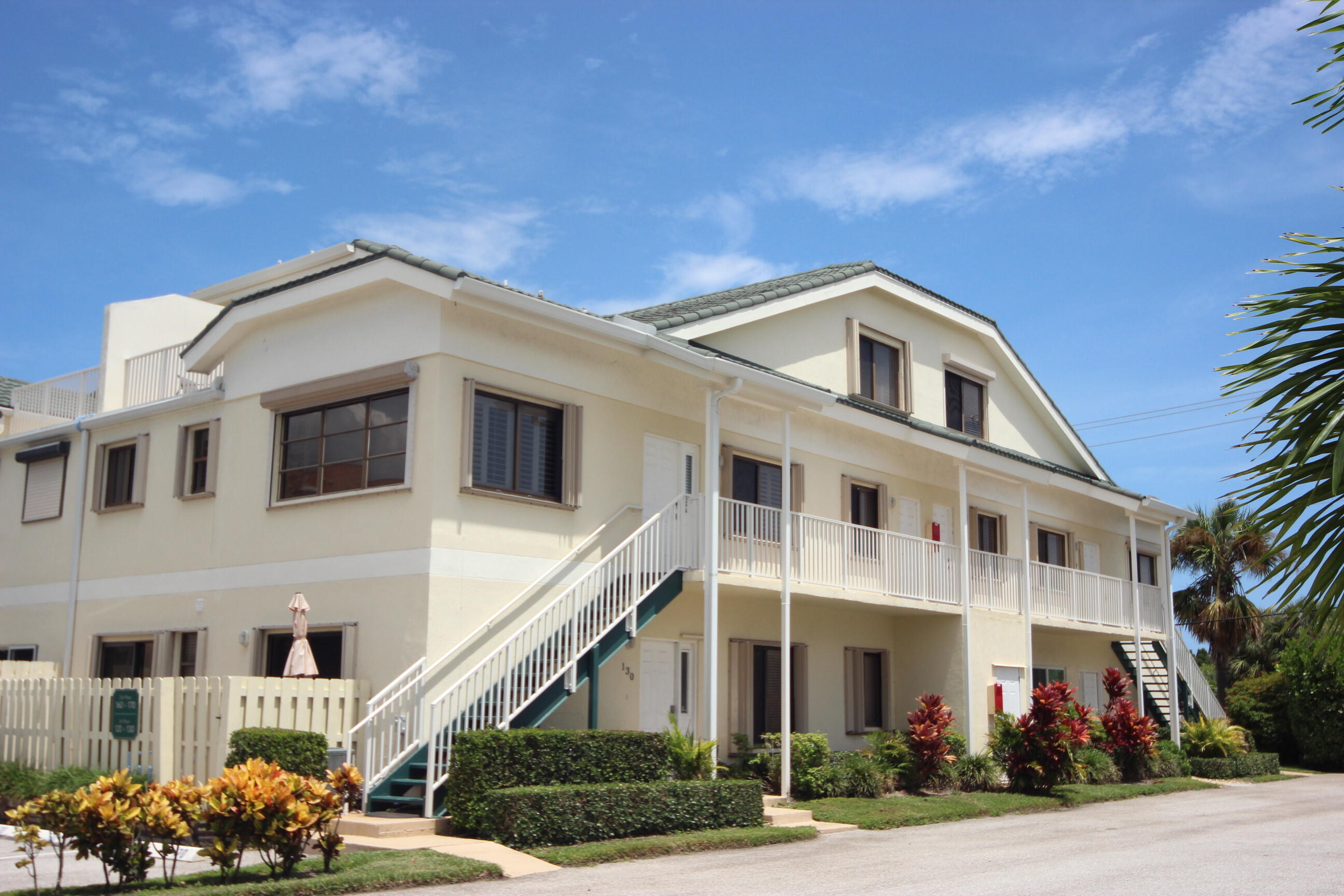 270 Bella Vista Court N # 70, Jupiter FL 33477
