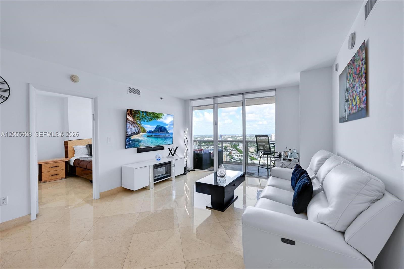 1850 S Ocean Dr # 3207, Hallandale Beach FL 33009