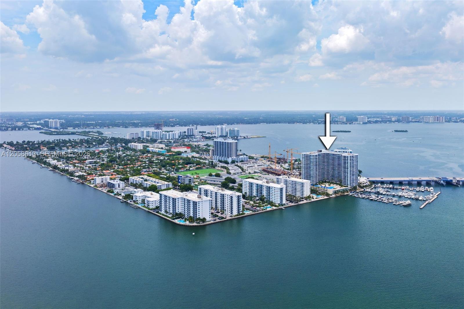 7601 E Treasure Dr # 2124, North Bay Village FL 33141