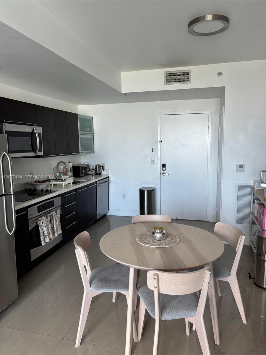 90 SW 3rd St # 1909 — Photo 3