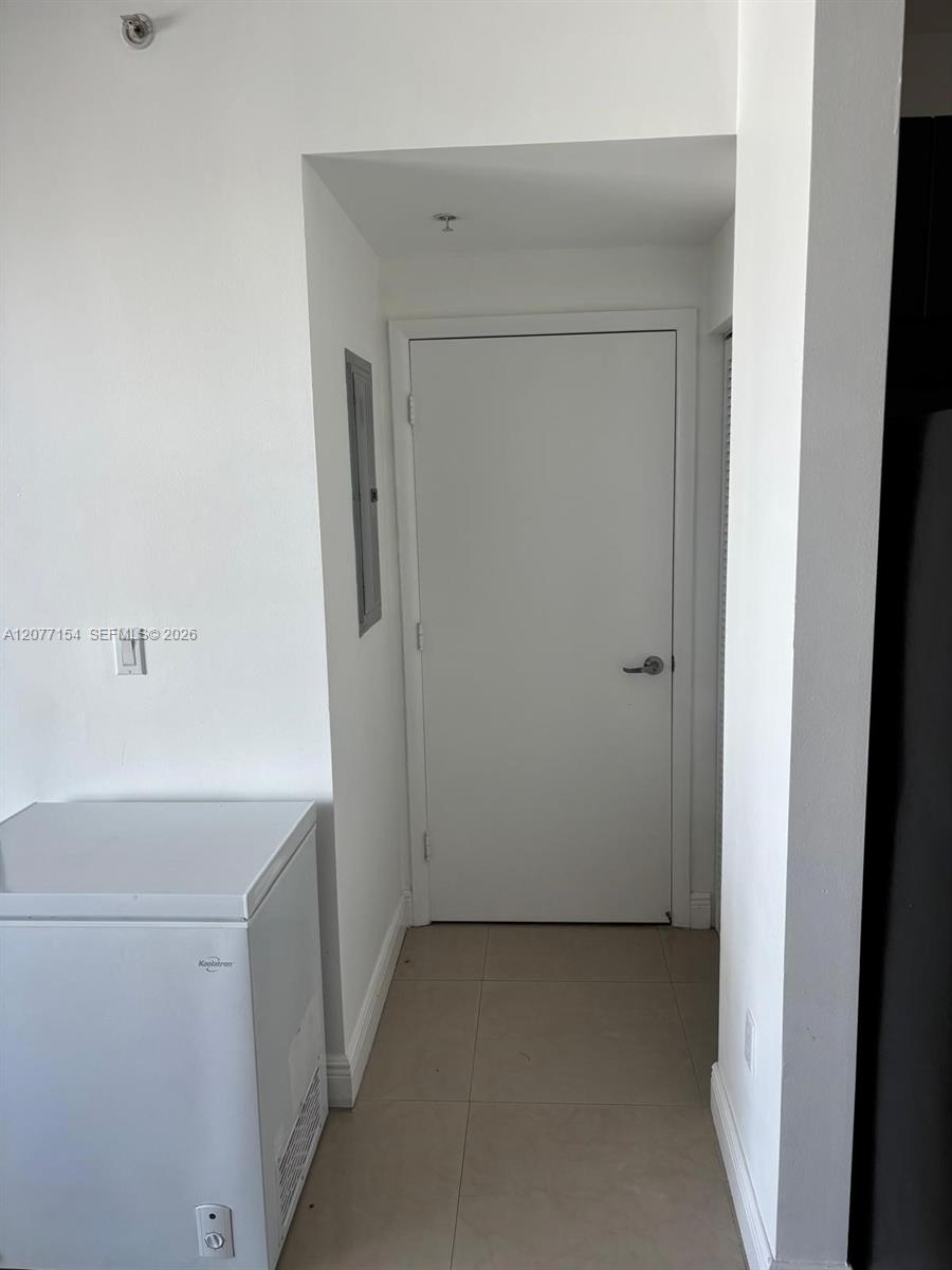 90 SW 3rd St # 1909 — Photo 4