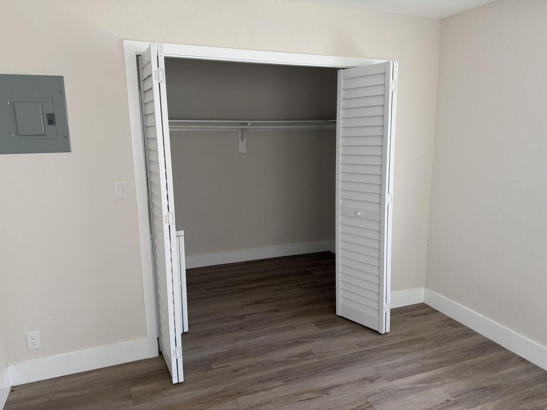 2723 Griffin Road # 3 — Photo 5