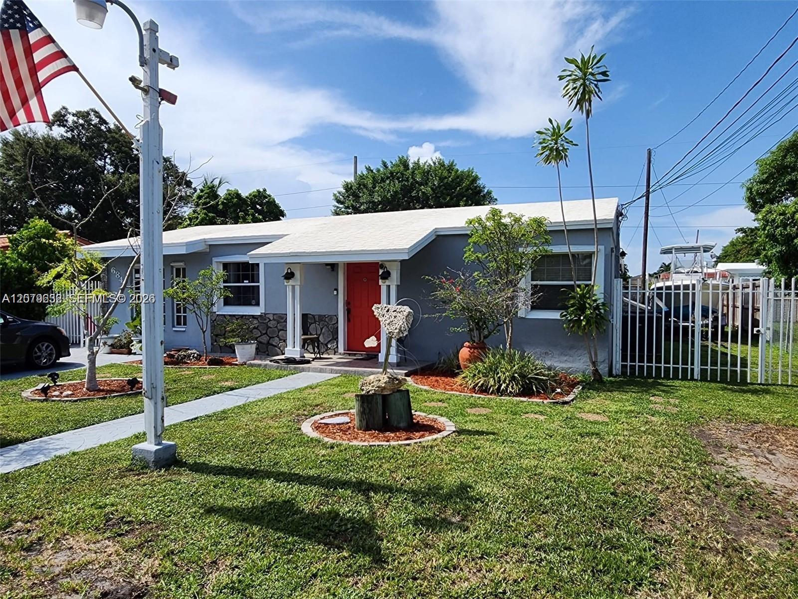 6847 SW 13th St, Miami FL 33144