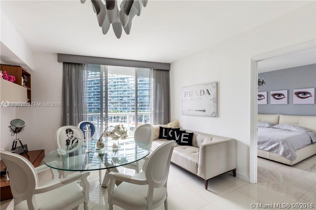 465 Brickell Ave # 604, Miami FL 33131