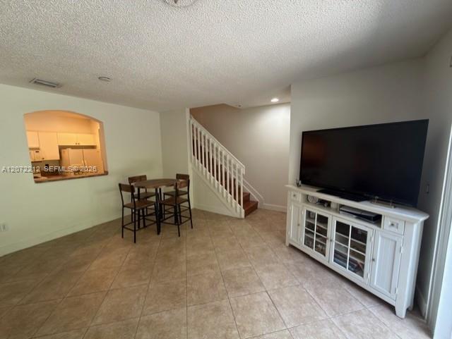 2245 NE 42nd Ave — Photo 3
