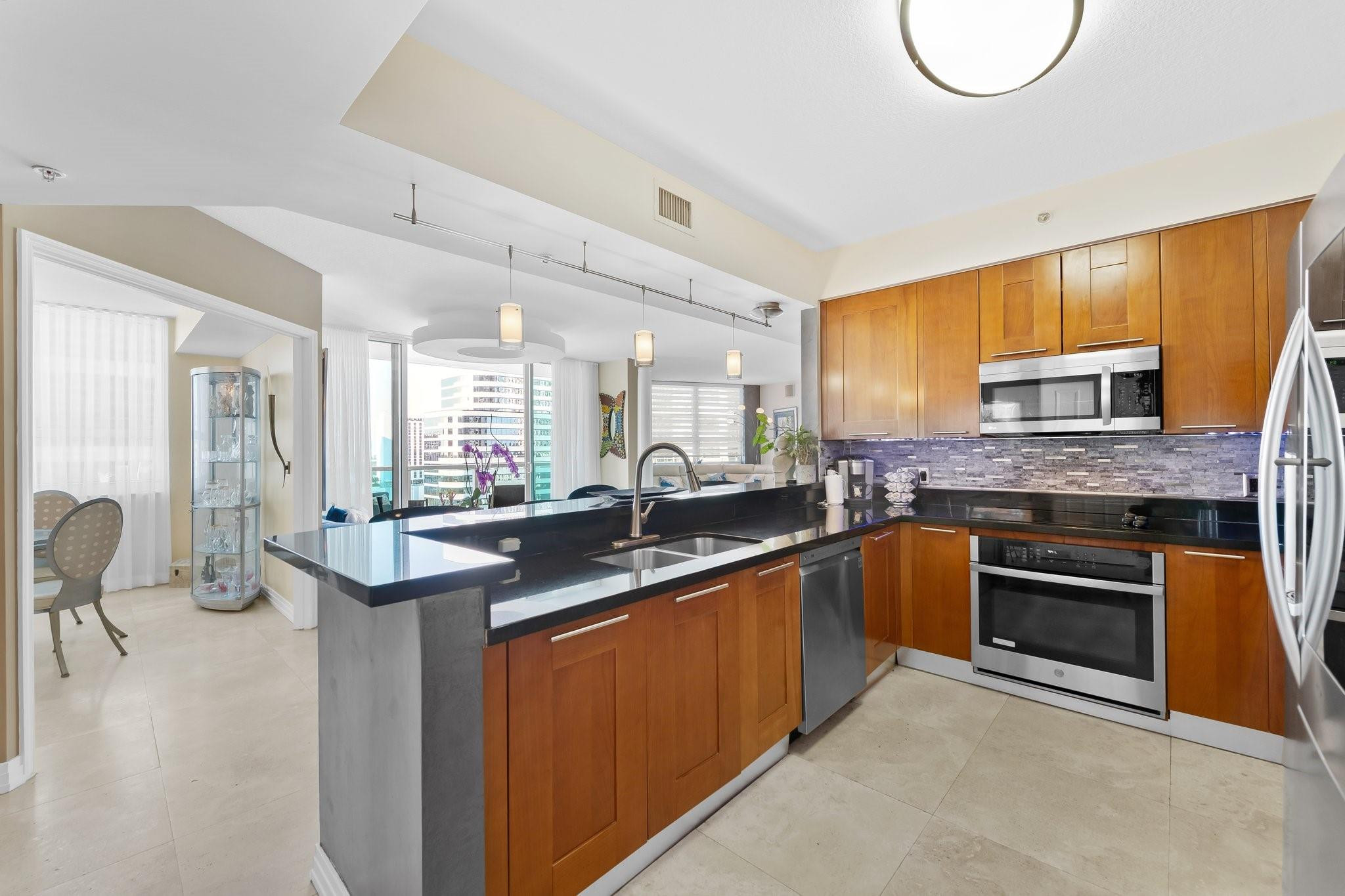 350 SE 2nd Street # 1870 — Photo 3