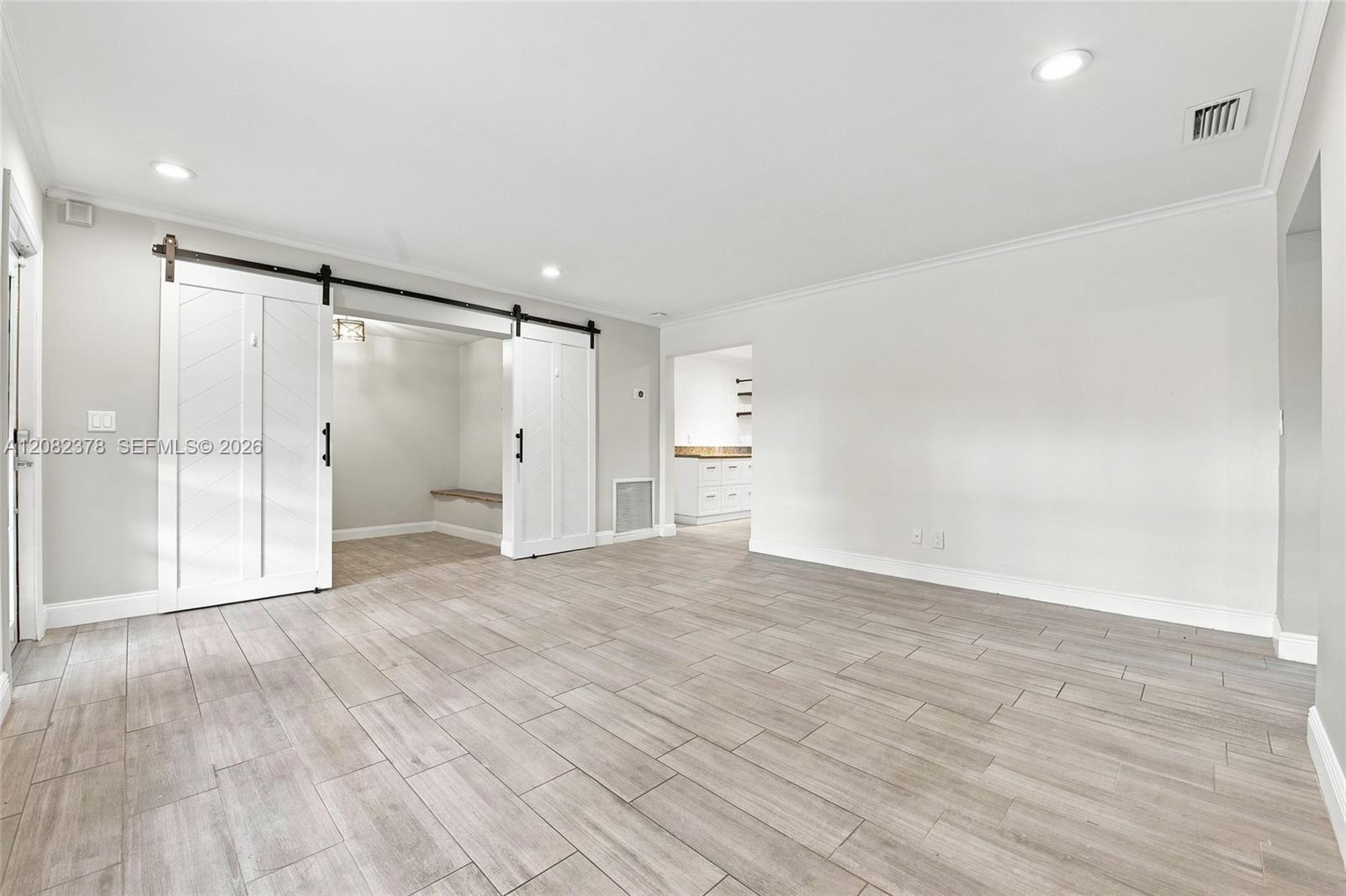 4620 NE 5th Ave — Photo 5