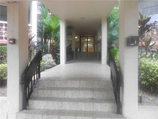 4222 Inverrary Boulevard # 4116 — Photo 4