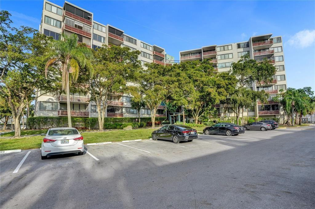 4222 Inverrary Boulevard # 4116 — Photo 3