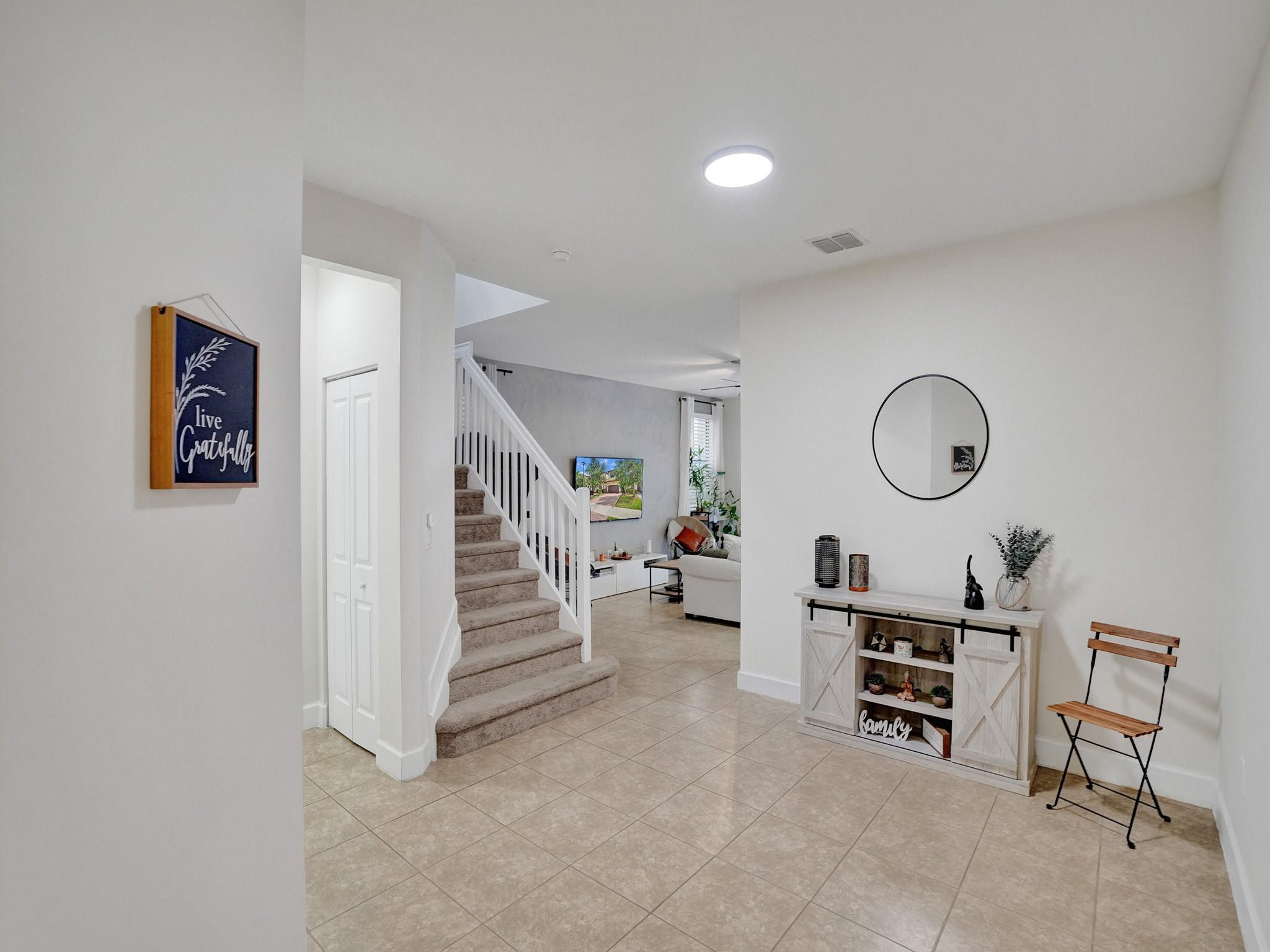 5804 NW 46TH Lane — Photo 3