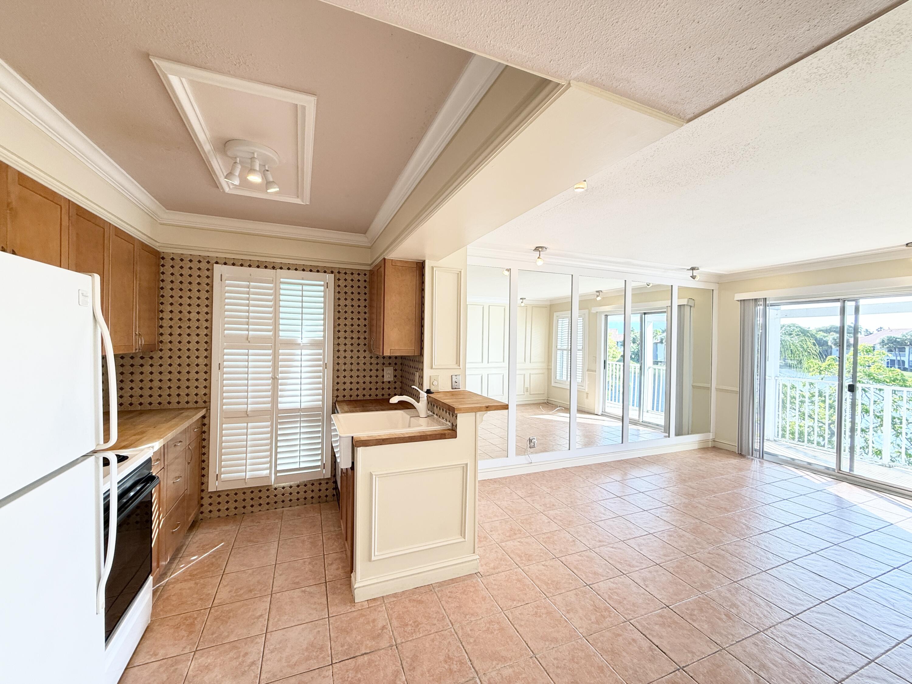 273 Cypress Point Drive, Palm Beach Gardens FL 33418
