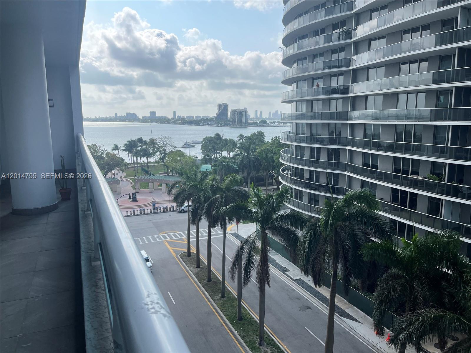 1800 N Bayshore Dr # 614, Miami FL 33132