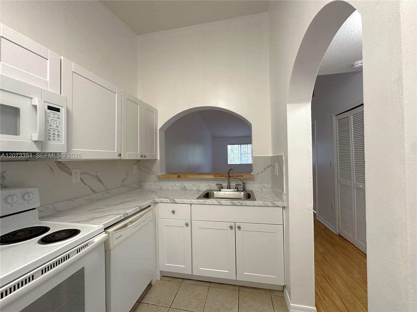 2921 SE 13th Ave # 48 — Photo 5