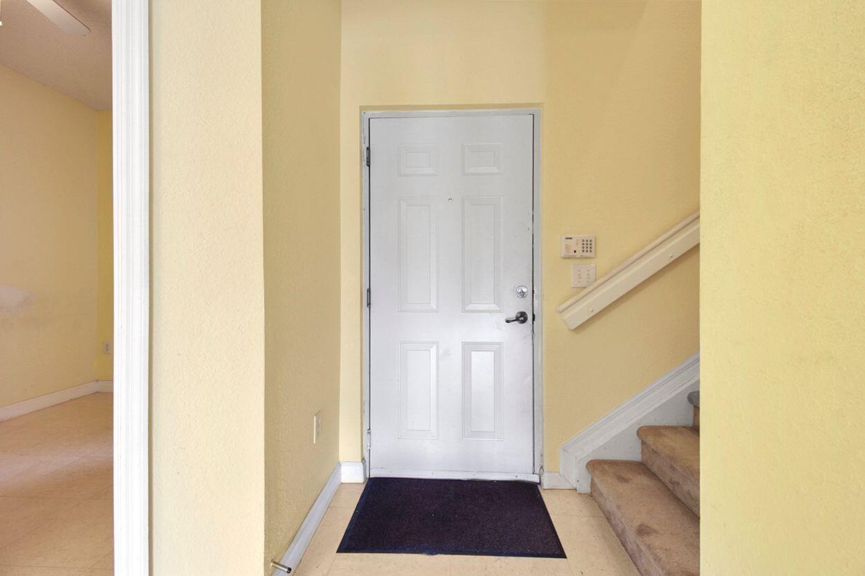 2807 Veronia Drive # 103 — Photo 5