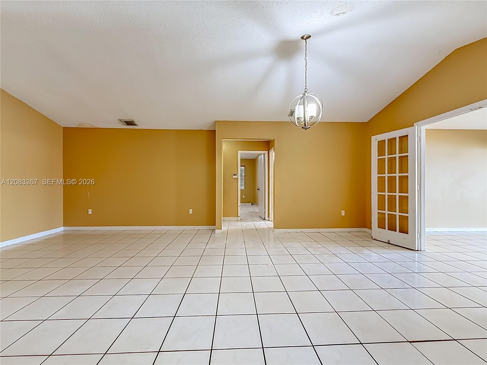 18396 SW 138th Ct — Photo 4