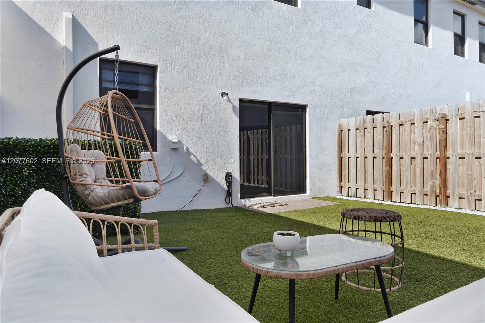 23471 SW 129th Ave — Photo 3