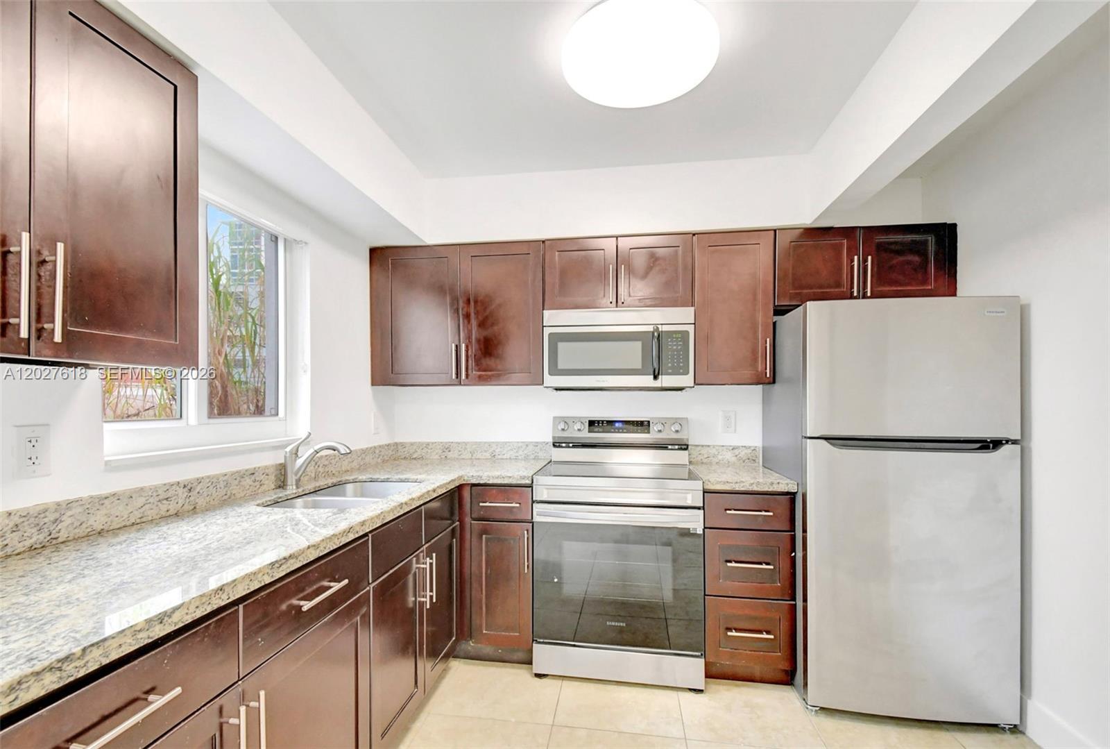 407 SE 9th Court # 1 — Photo 3