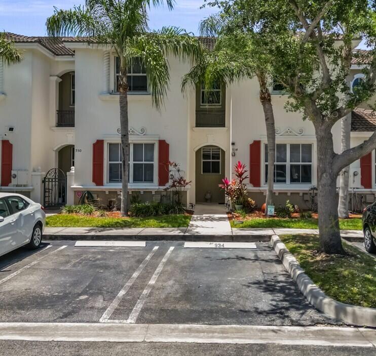 934 NE 42nd Terrace, Homestead FL 33033
