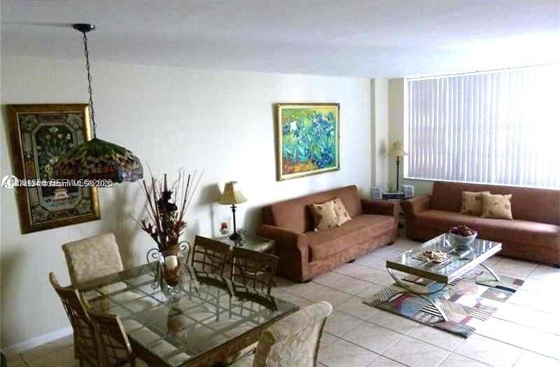 3725 S Ocean Dr # 323 — Photo 4