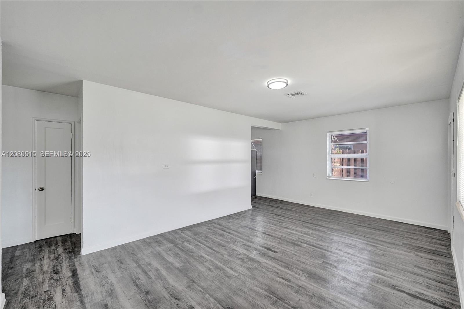 1421 NW 3rd Ave — Photo 5