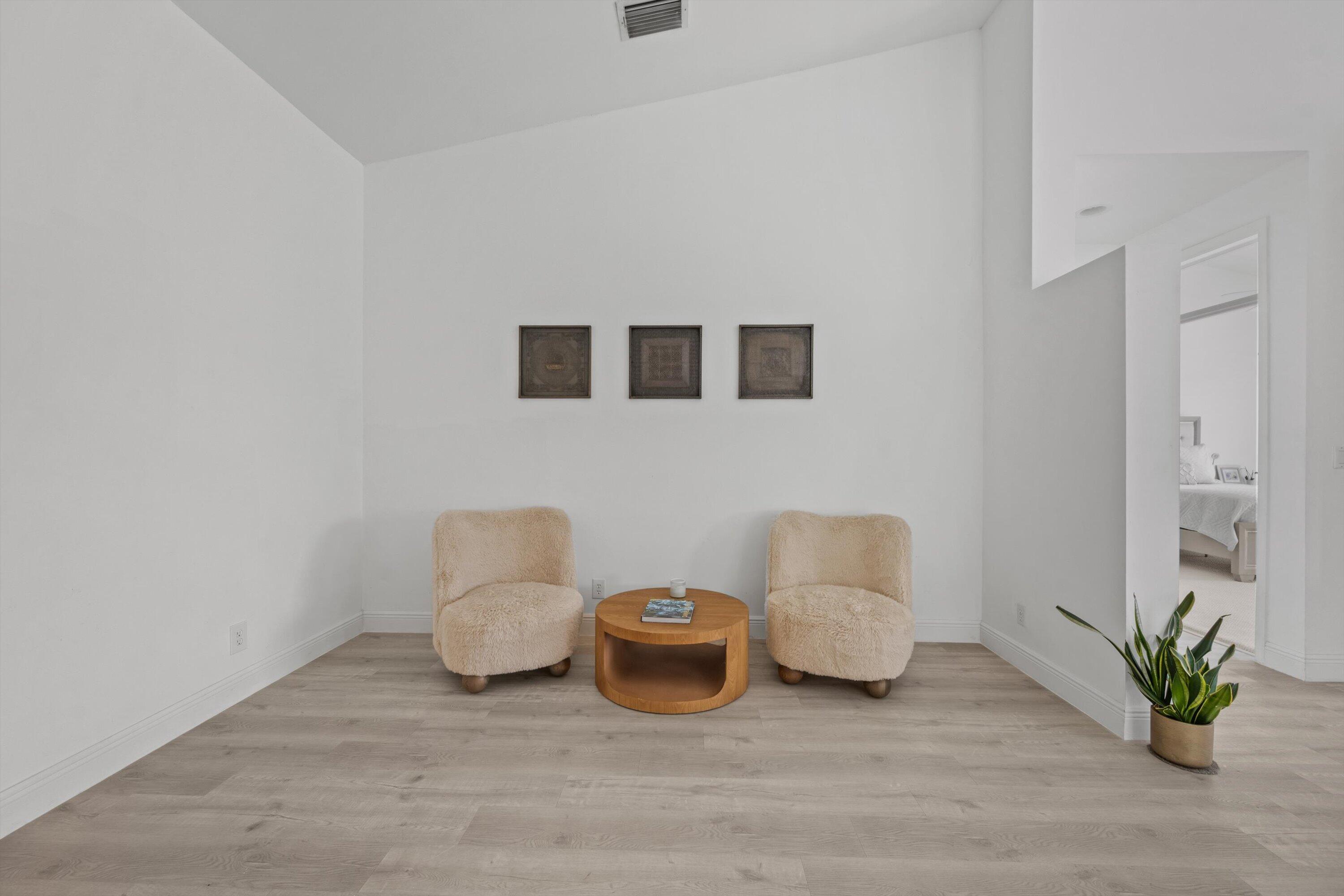 7372 ROCKBRIDGE Circle # 7372 — Photo 4