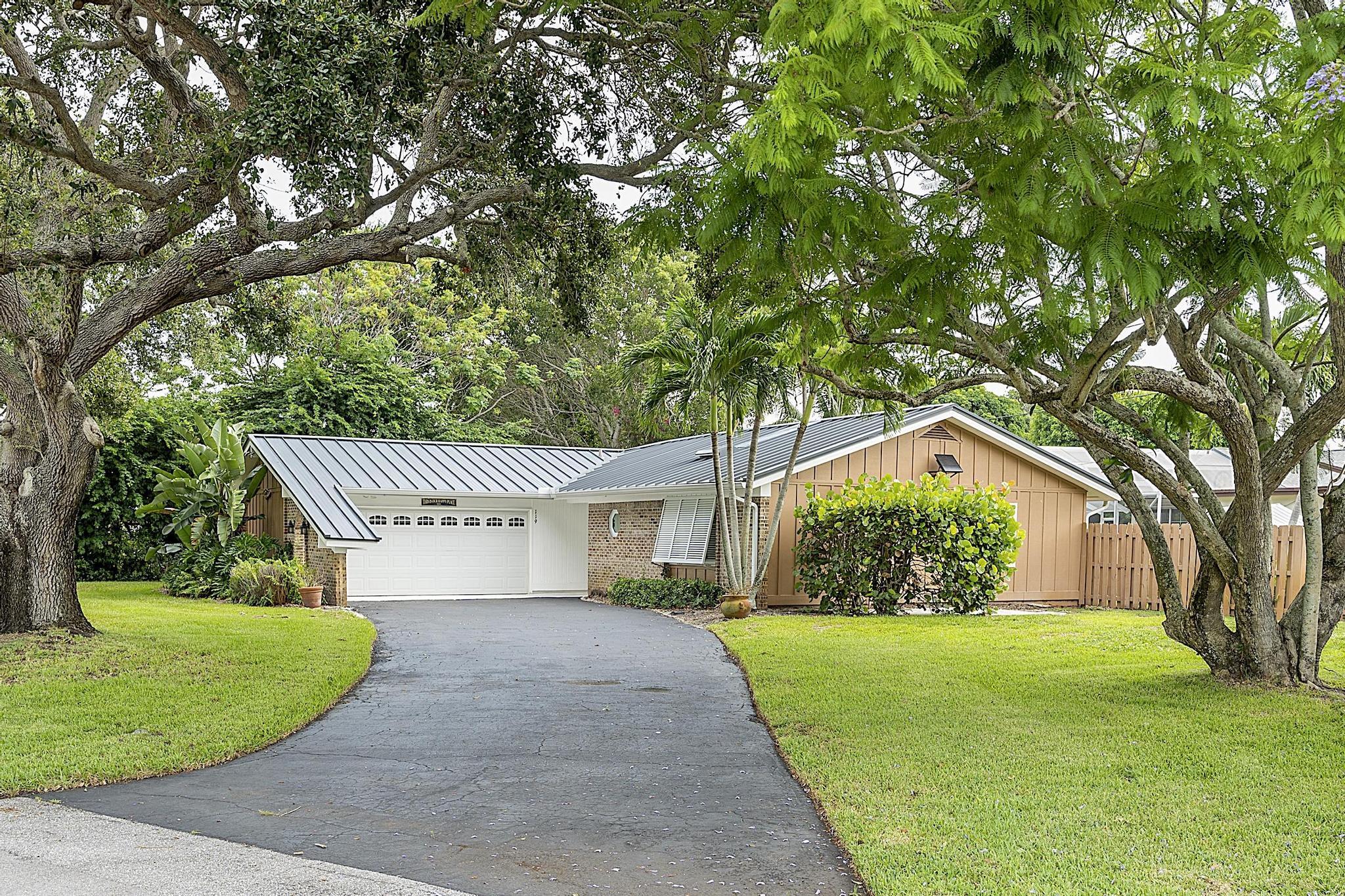 119 W NORFOLK Road, Jupiter FL 33469