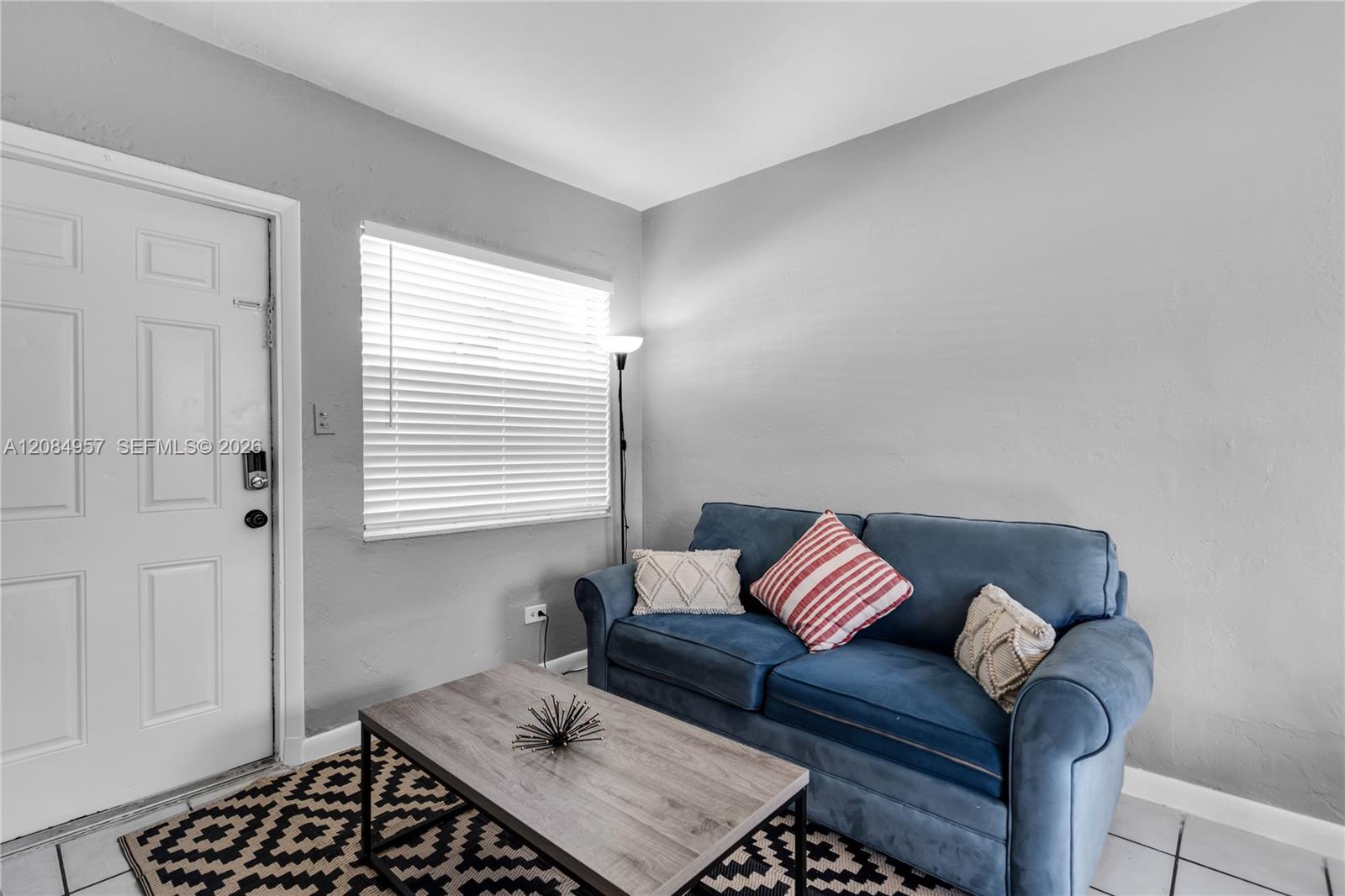 105 SW 5th Ct # 3 — Photo 4