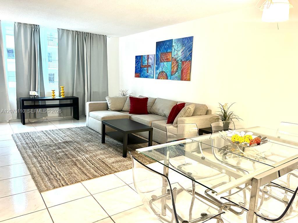 5401 Collins Ave # 311 — Photo 2