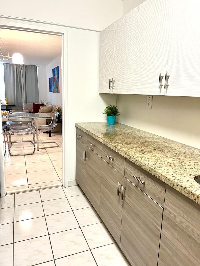 5401 Collins Ave # 311 — Photo 5