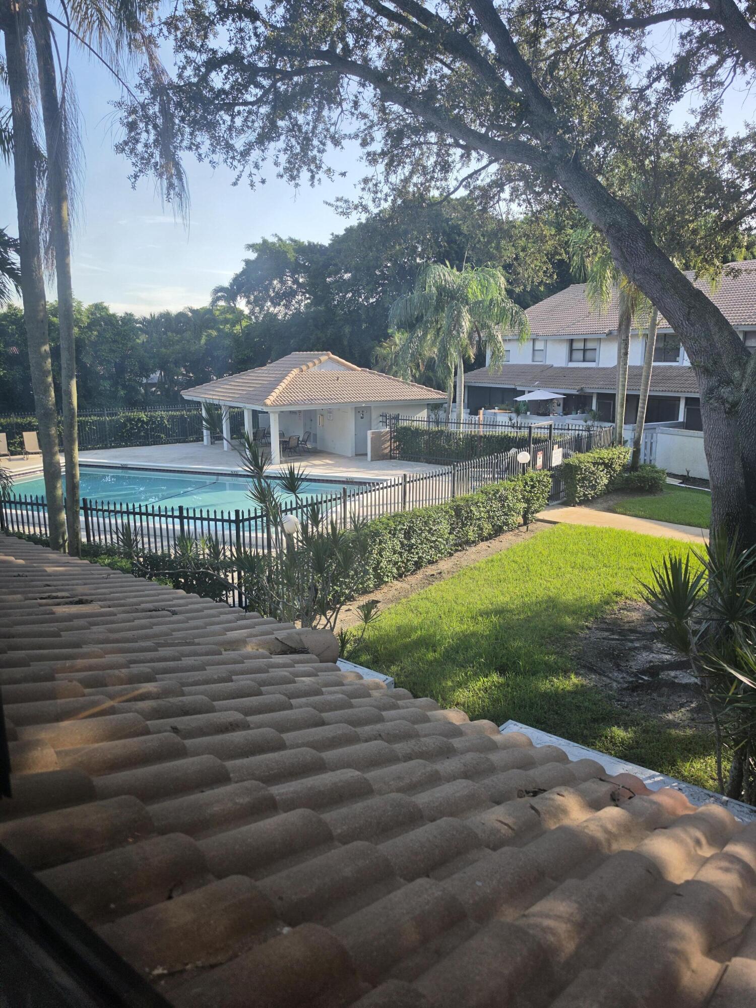 9809 RIVERSIDE Drive # 5, Coral Springs FL 33071