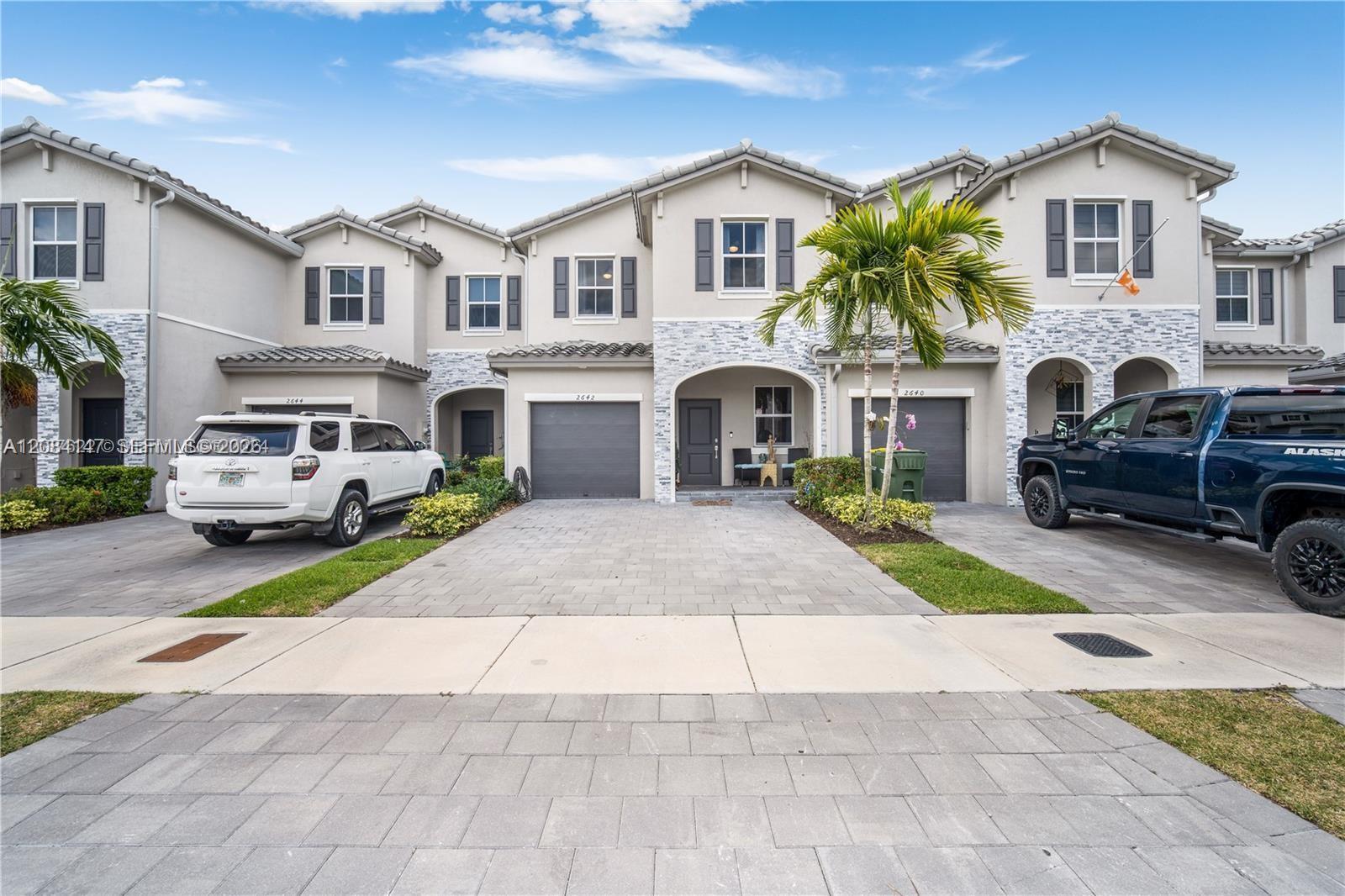 2642 SE 12th St # 2642, Homestead FL 33035
