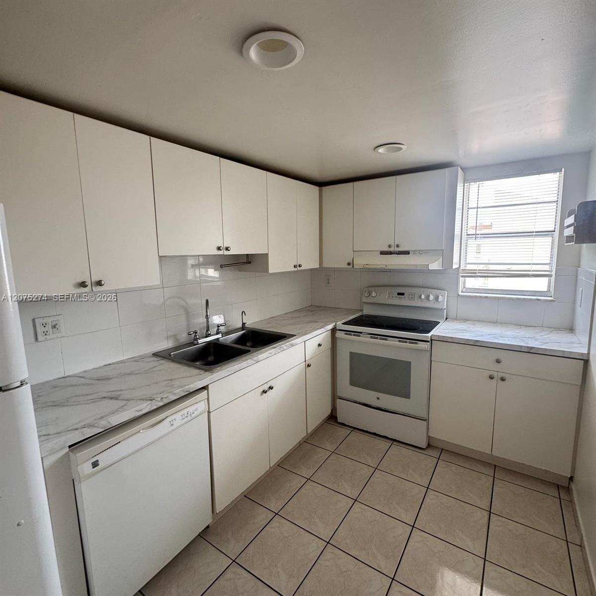 506 NW 87th Ave # 309 — Photo 3