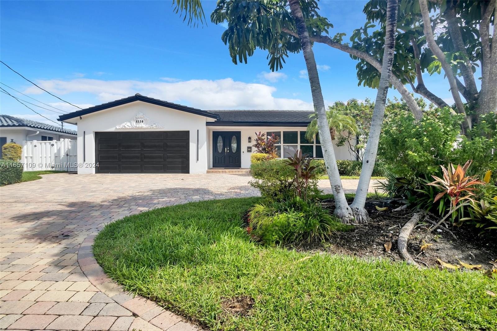 5220 NE 26th Ave, Fort Lauderdale FL 33308