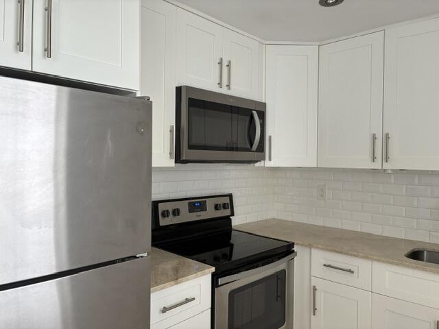 418 PIEDMONT I # 418 — Photo 2