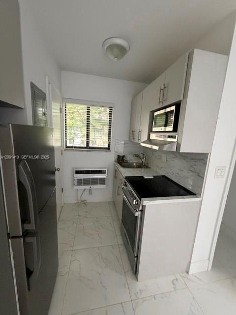 625 SW 5th Ave # 10 — Photo 5
