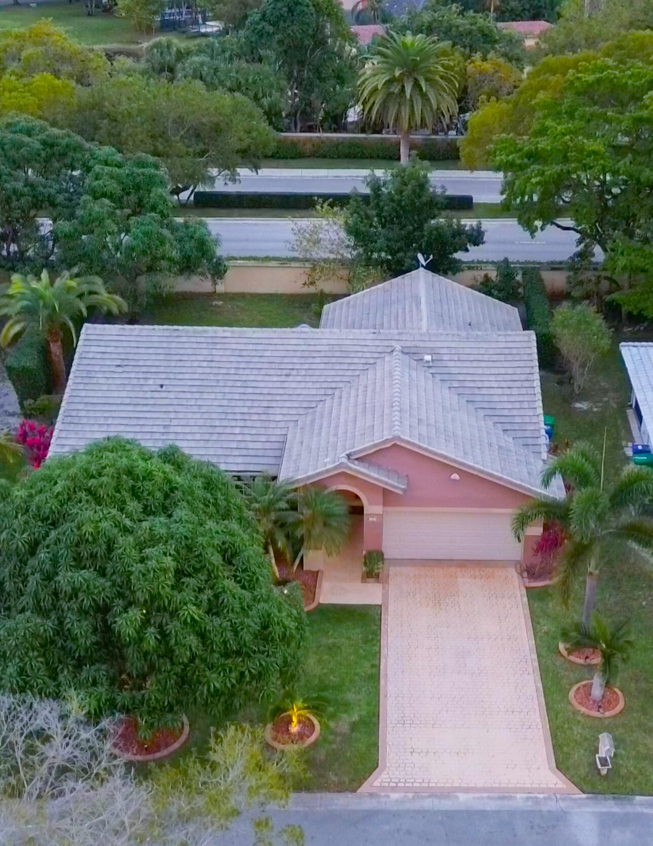 4555 NW 88 Terrace, Coral Springs FL 33065