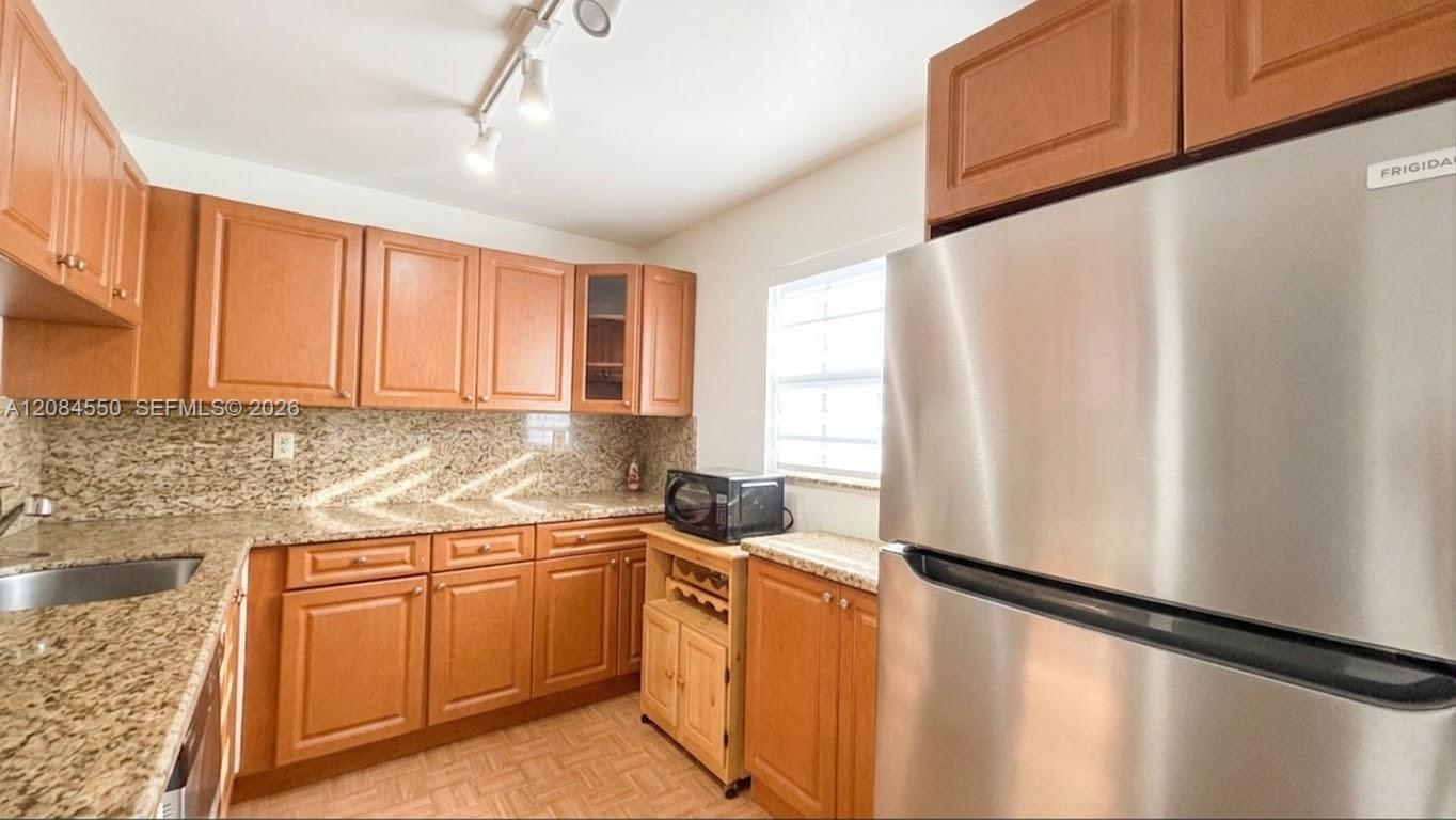 8520 SW 133rd Ave Rd # 210 — Photo 4