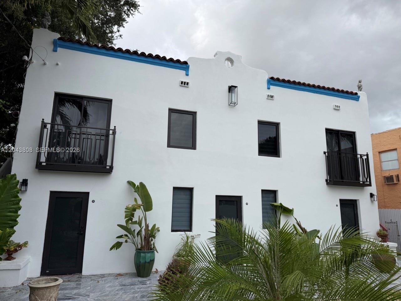 2134 SW 11th St, Miami FL 33135