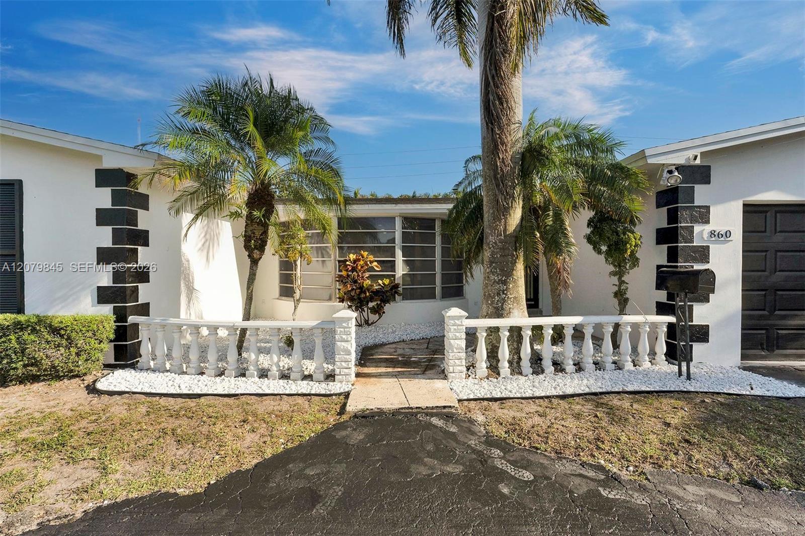 860 NW 207th St — Photo 5