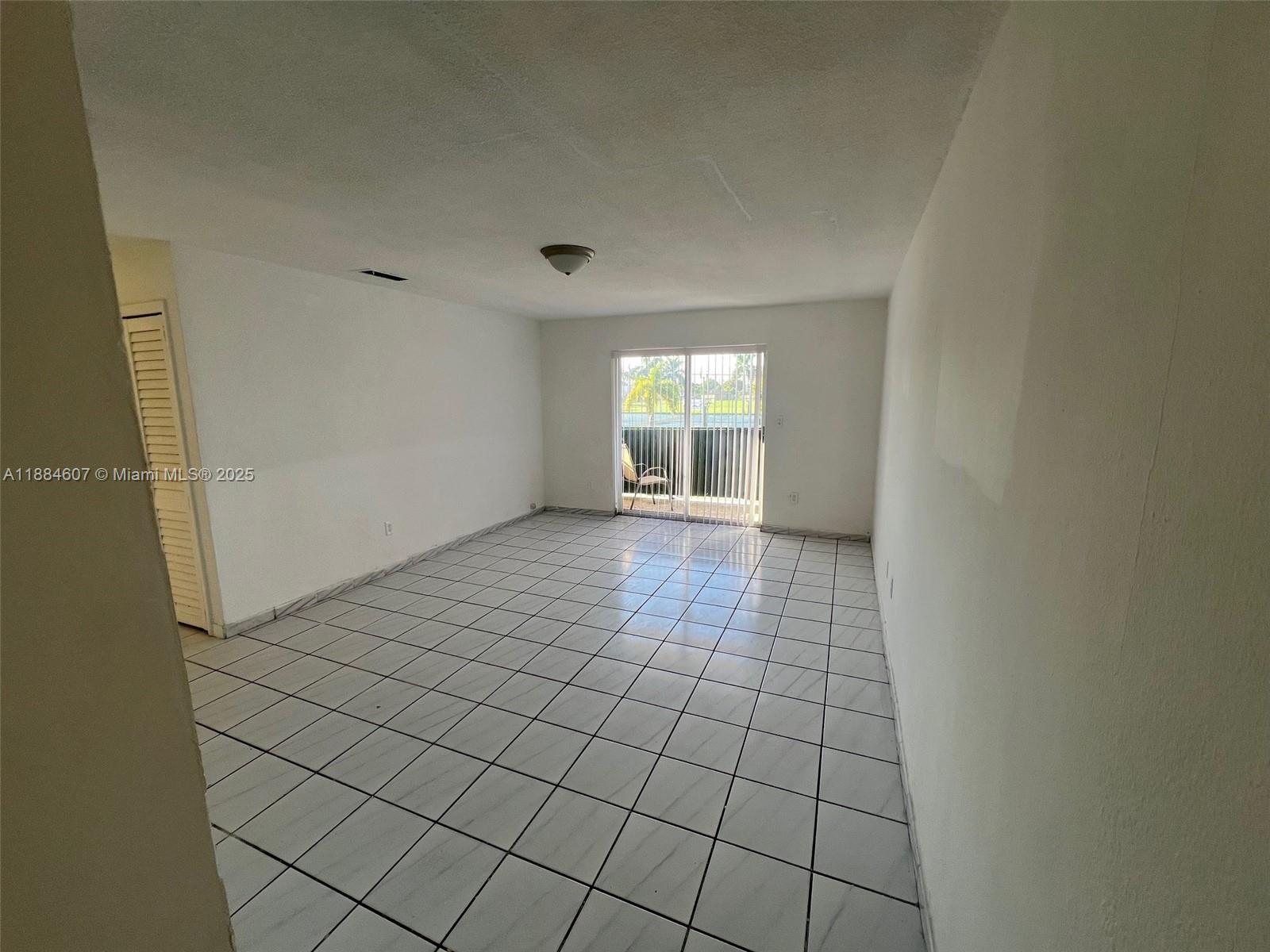 887 W 29th St # 1, Hialeah FL 33012