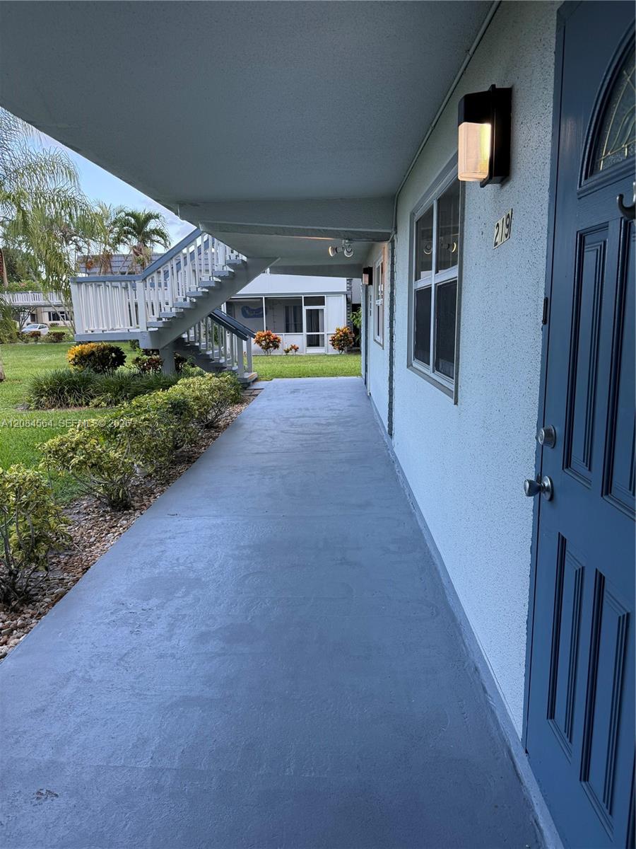 219 Tuscany Lane # D — Photo 2