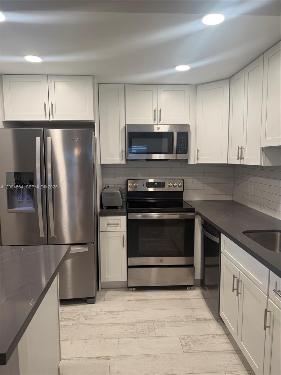 219 Tuscany Lane # D — Photo 4
