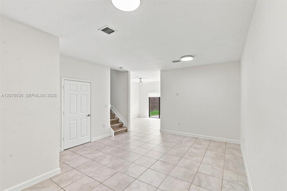 125 SE 34th Ter # 125 — Photo 4