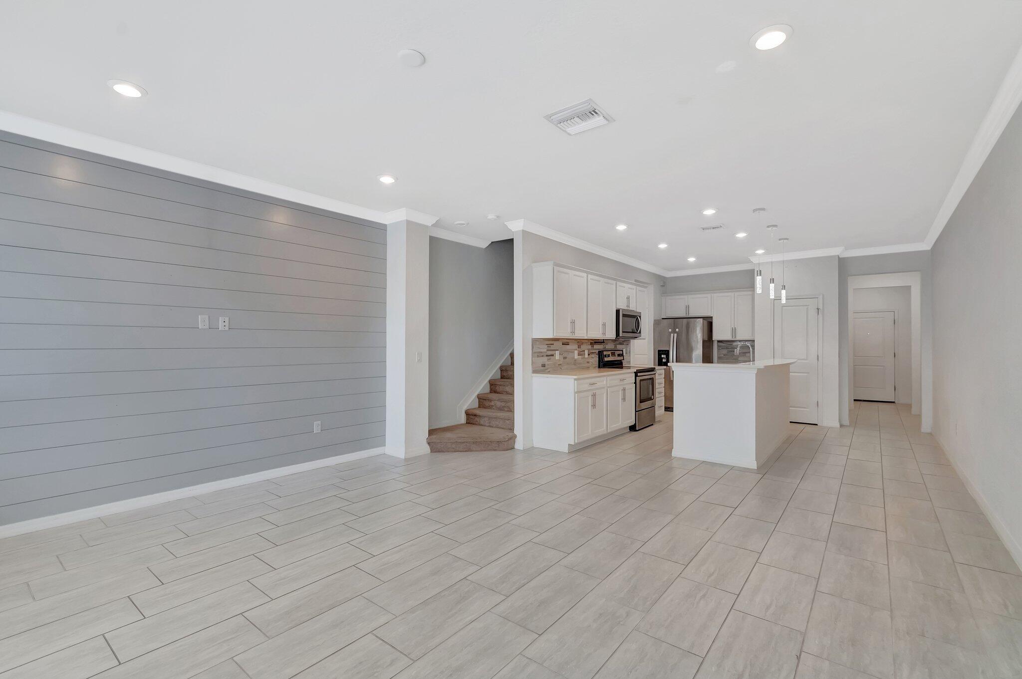 2854 Bard Street, Palm Springs FL 33406