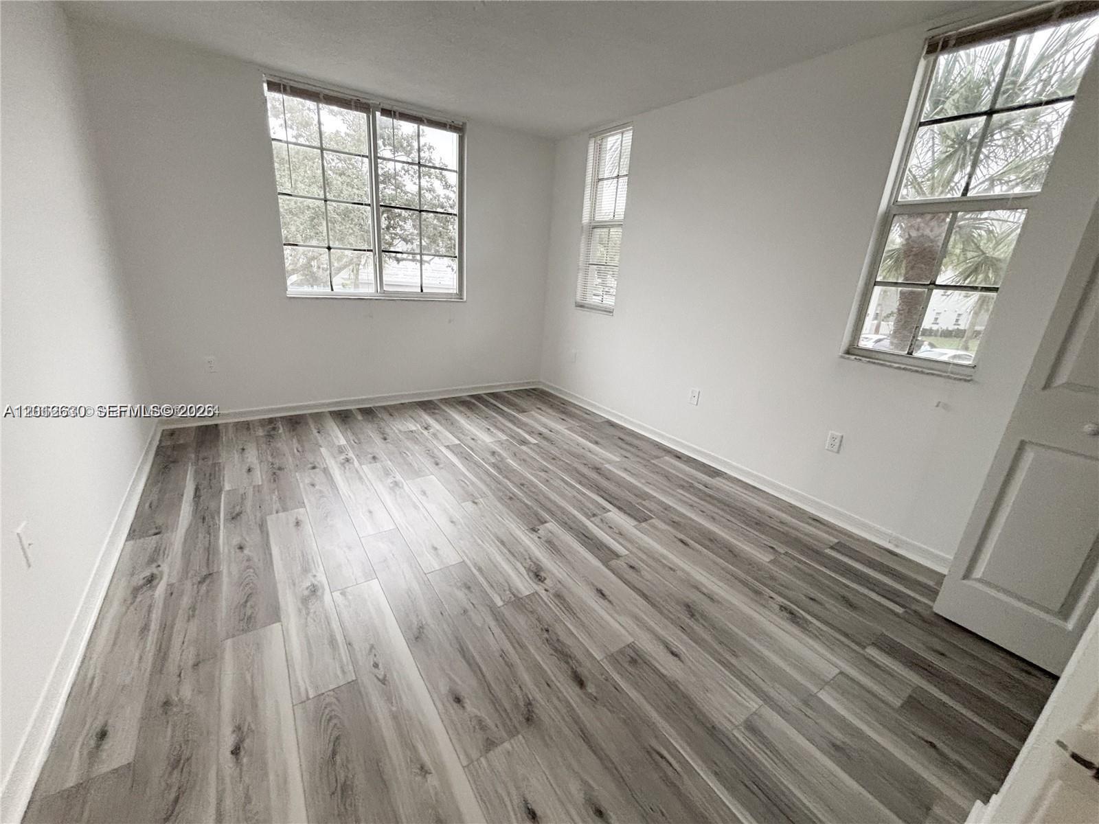 655 SW 111th Way # 201 — Photo 3